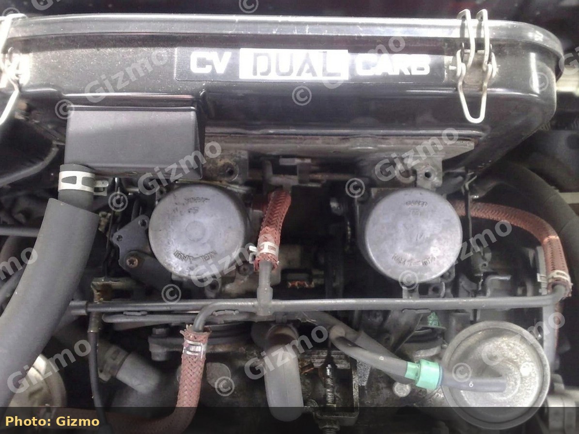 Dual Keihin tops with CV Dual Carb airbox lid